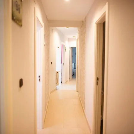 La Corte Guest house *