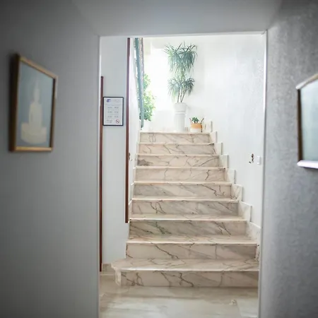 La Corte * Carrión de los Condes